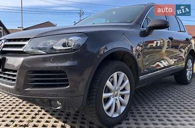 Позашляховик / Кросовер Volkswagen Touareg 2011 в Києві