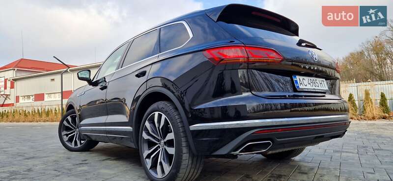 Внедорожник / Кроссовер Volkswagen Touareg 2018 в Луцке