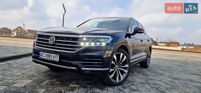 Внедорожник / Кроссовер Volkswagen Touareg 2018 в Луцке