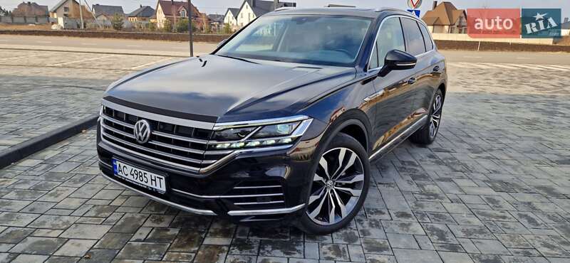 Внедорожник / Кроссовер Volkswagen Touareg 2018 в Луцке