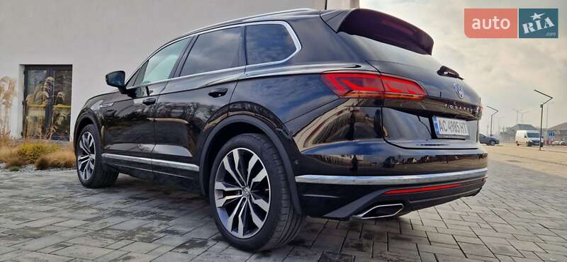 Внедорожник / Кроссовер Volkswagen Touareg 2018 в Луцке
