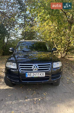 Внедорожник / Кроссовер Volkswagen Touareg 2006 в Днепре