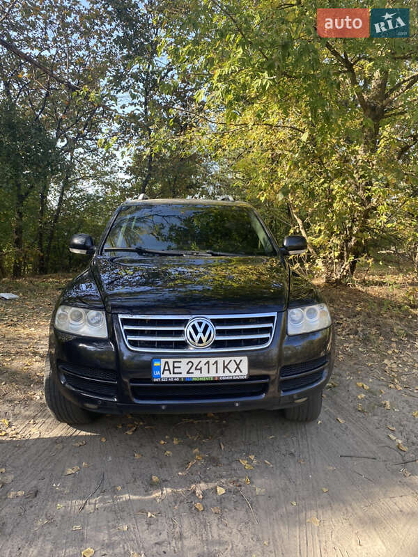 Внедорожник / Кроссовер Volkswagen Touareg 2006 в 