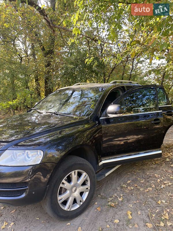 Позашляховик / Кросовер Volkswagen Touareg 2006 в Дніпрі