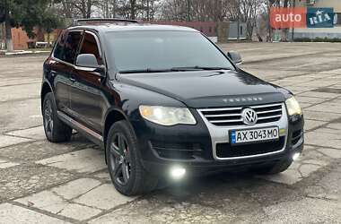 Внедорожник / Кроссовер Volkswagen Touareg 2008 в 