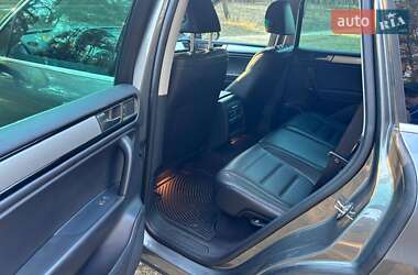 Позашляховик / Кросовер Volkswagen Touareg 2014 в 