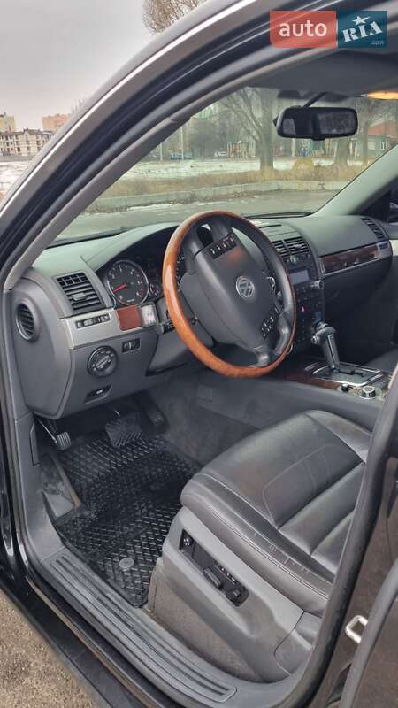 Позашляховик / Кросовер Volkswagen Touareg 2008 в Харкові