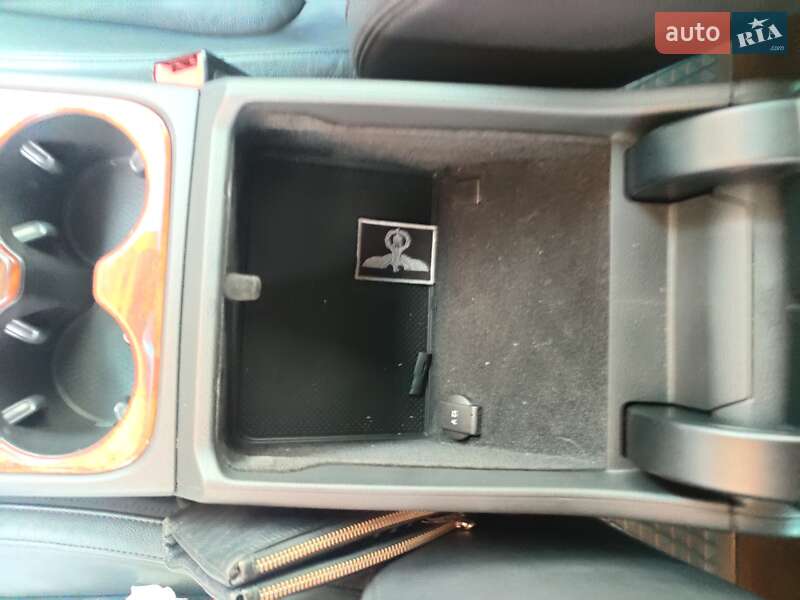 Внедорожник / Кроссовер Volkswagen Touareg 2010 в Фастове