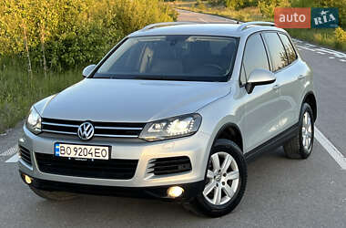 Внедорожник / Кроссовер Volkswagen Touareg 2013 в 