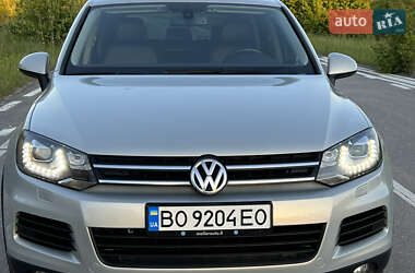 Внедорожник / Кроссовер Volkswagen Touareg 2013 в 