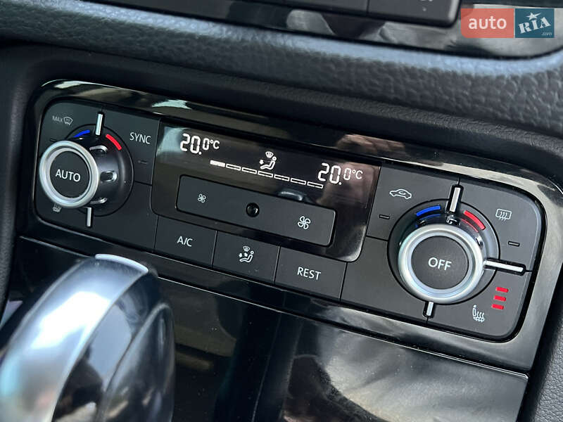 Позашляховик / Кросовер Volkswagen Touareg 2013 в Тернополі фото 87 Позашляховик / Кросовер Volkswagen Touareg 2013 в Тернополі