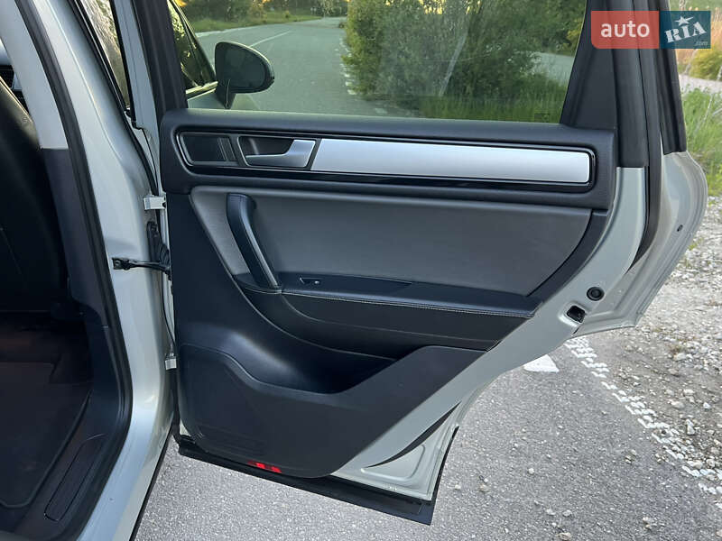 Позашляховик / Кросовер Volkswagen Touareg 2013 в Тернополі фото 95 Позашляховик / Кросовер Volkswagen Touareg 2013 в Тернополі