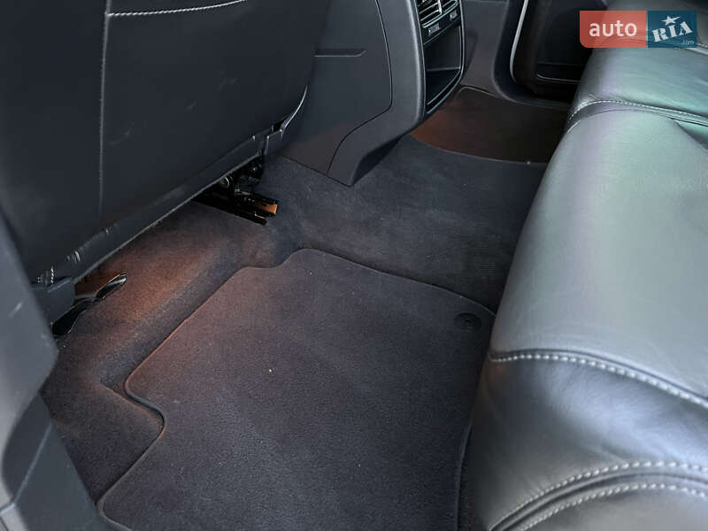 Позашляховик / Кросовер Volkswagen Touareg 2013 в Тернополі фото 109 Позашляховик / Кросовер Volkswagen Touareg 2013 в Тернополі