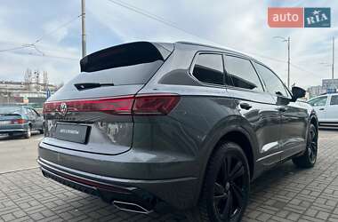 Внедорожник / Кроссовер Volkswagen Touareg 2024 в Киеве