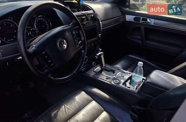 Внедорожник / Кроссовер Volkswagen Touareg 2006 в 
