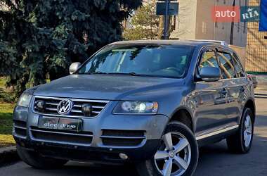 Внедорожник / Кроссовер Volkswagen Touareg 2006 в 