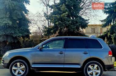 Внедорожник / Кроссовер Volkswagen Touareg 2006 в 