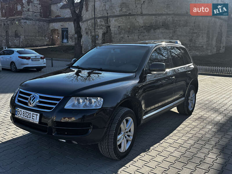 Внедорожник / Кроссовер Volkswagen Touareg 2005 в 