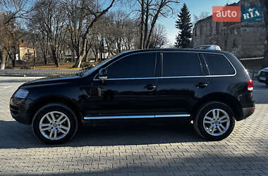 Внедорожник / Кроссовер Volkswagen Touareg 2005 в 