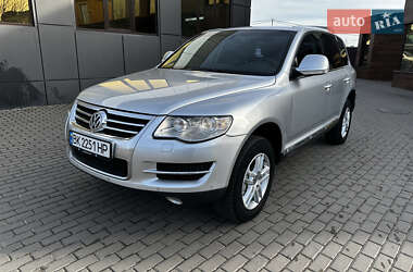 Внедорожник / Кроссовер Volkswagen Touareg 2008 в Ровно