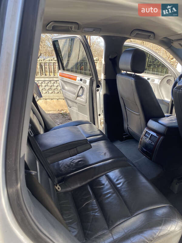 Позашляховик / Кросовер Volkswagen Touareg 2006 в Львові фото 11 Позашляховик / Кросовер Volkswagen Touareg 2006 в Львові