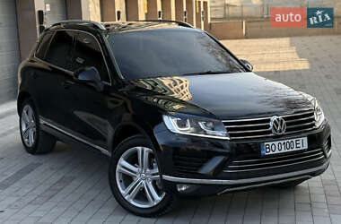 Внедорожник / Кроссовер Volkswagen Touareg 2014 в Тернополе