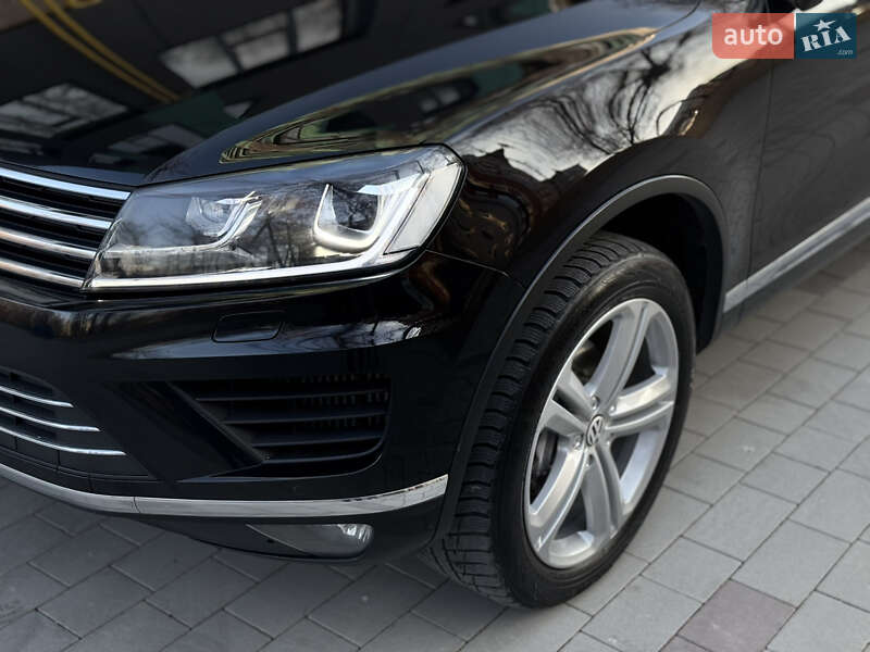 Позашляховик / Кросовер Volkswagen Touareg 2014 в Тернополі