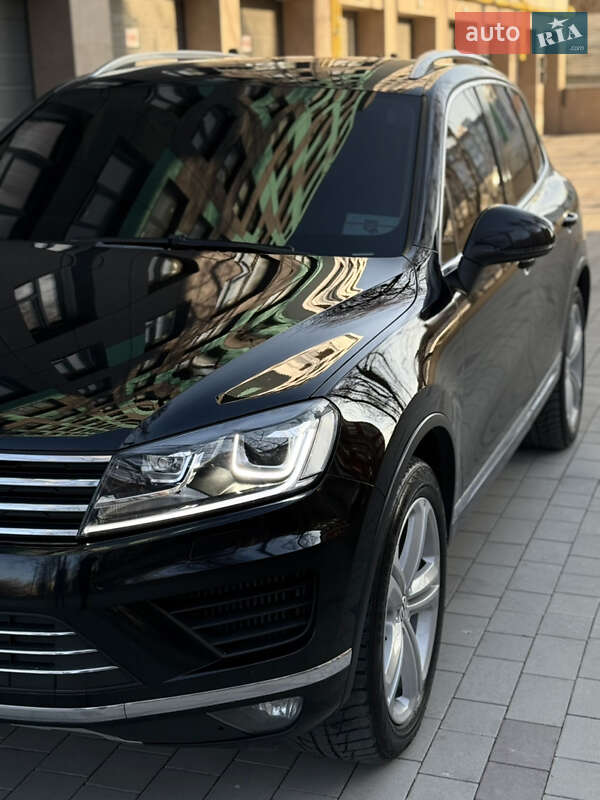 Позашляховик / Кросовер Volkswagen Touareg 2014 в Тернополі