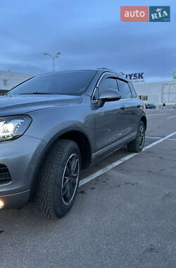 Позашляховик / Кросовер Volkswagen Touareg 2011 в Одесі