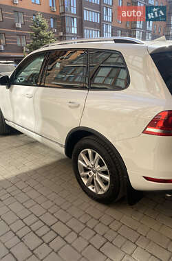 Позашляховик / Кросовер Volkswagen Touareg 2013 в Тернополі