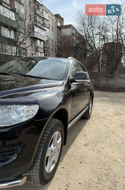 Внедорожник / Кроссовер Volkswagen Touareg 2007 в Хмельницком