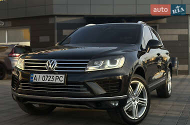 Внедорожник / Кроссовер Volkswagen Touareg 2015 в Виннице