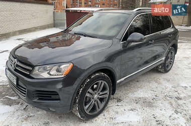 Внедорожник / Кроссовер Volkswagen Touareg 2011 в Тернополе