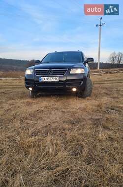 Внедорожник / Кроссовер Volkswagen Touareg 2005 в Дунаевцах