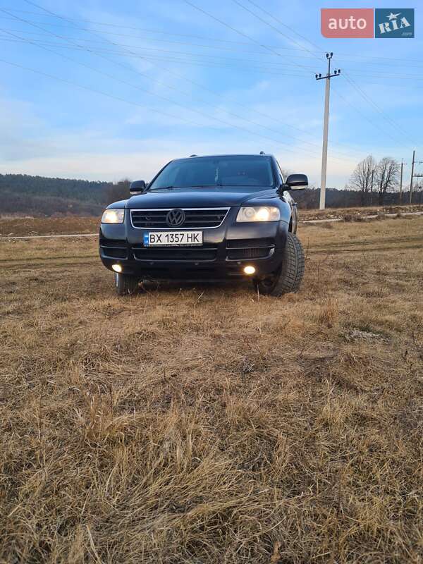Позашляховик / Кросовер Volkswagen Touareg 2005 в 