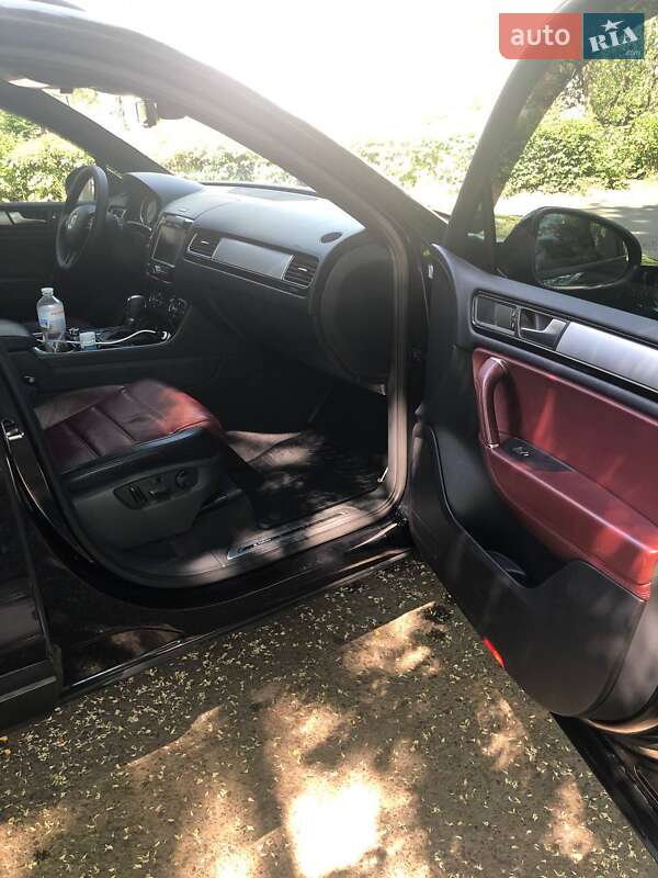 Внедорожник / Кроссовер Volkswagen Touareg 2012 в Днепре фото 11 Внедорожник / Кроссовер Volkswagen Touareg 2012 в Днепре