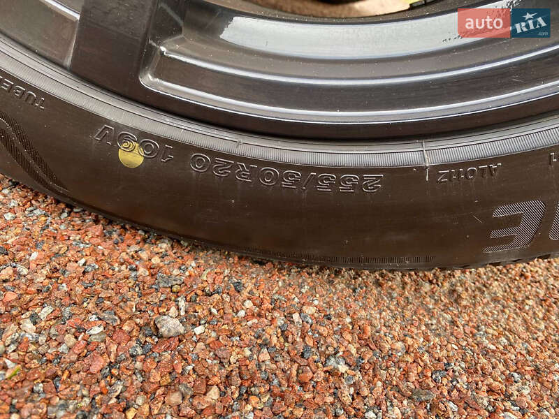 Позашляховик / Кросовер Volkswagen Touareg 2011 в Василькові