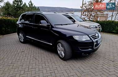 Позашляховик / Кросовер Volkswagen Touareg 2007 в 