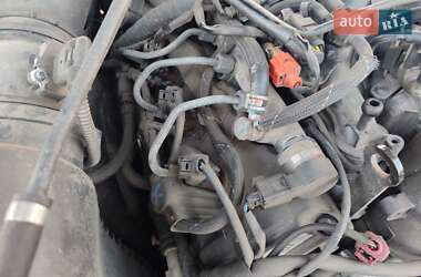 Позашляховик / Кросовер Volkswagen Touareg 2013 в 