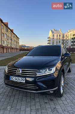 Позашляховик / Кросовер Volkswagen Touareg 2011 в Львові