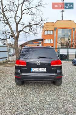 Внедорожник / Кроссовер Volkswagen Touareg 2005 в 