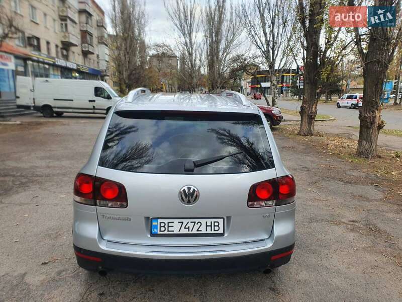Внедорожник / Кроссовер Volkswagen Touareg 2008 в Николаеве