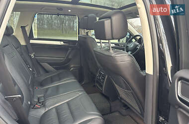Внедорожник / Кроссовер Volkswagen Touareg 2015 в 