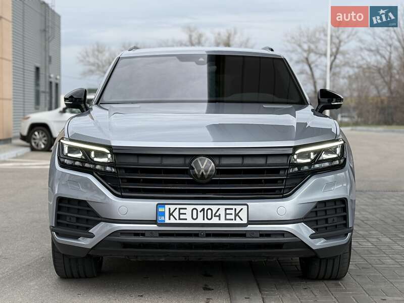 Внедорожник / Кроссовер Volkswagen Touareg 2022 в 