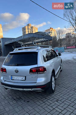 Позашляховик / Кросовер Volkswagen Touareg 2008 в 