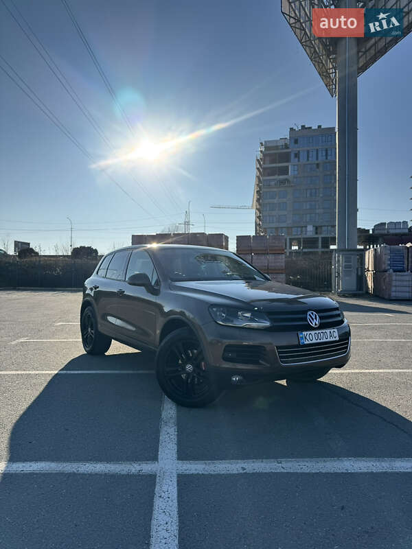 Позашляховик / Кросовер Volkswagen Touareg 2011 в Ужгороді фото 2 Позашляховик / Кросовер Volkswagen Touareg 2011 в Ужгороді