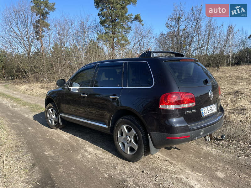 Позашляховик / Кросовер Volkswagen Touareg 2006 в Києві