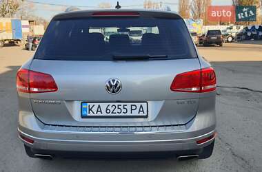 Внедорожник / Кроссовер Volkswagen Touareg 2017 в 