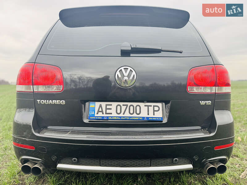 Позашляховик / Кросовер Volkswagen Touareg 2005 в Дніпрі