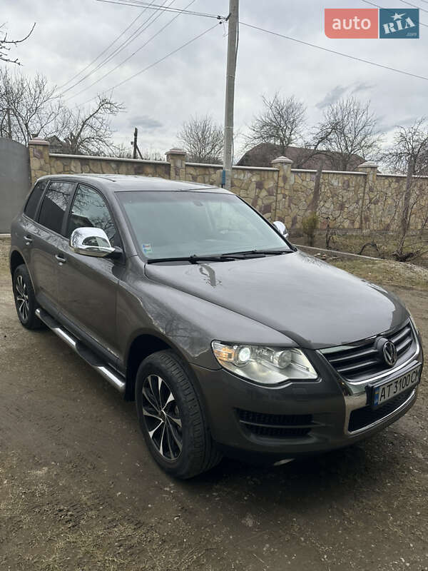 Внедорожник / Кроссовер Volkswagen Touareg 2008 в 